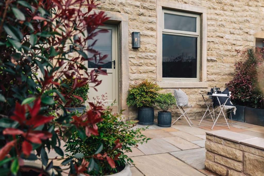 Alfred'S Ramsbottom - Suite One Ngoại thất bức ảnh